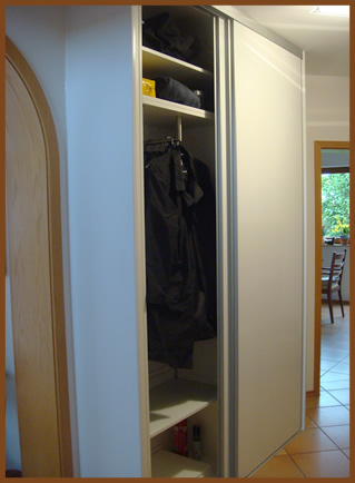Flurgarderobenschrank
