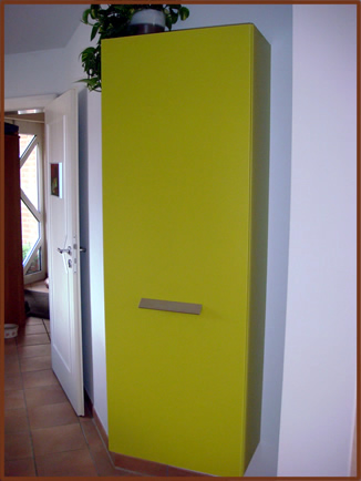 Geschirrschrank